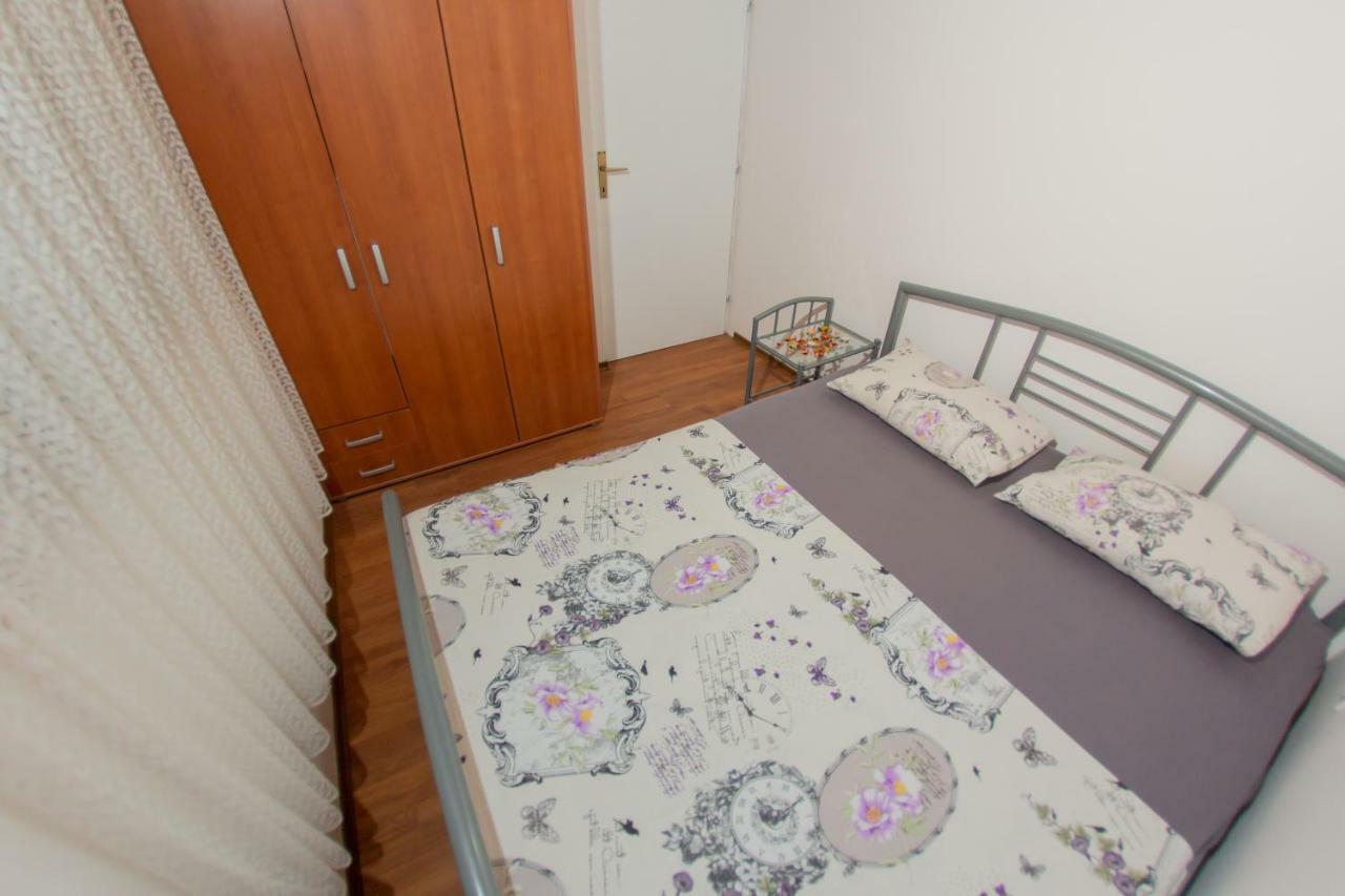 Apartmani Sunset Rogotin Eksteriør bilde